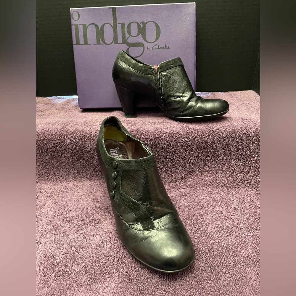 Indigo by Clark's  Mocha Java Black Dress Bootie